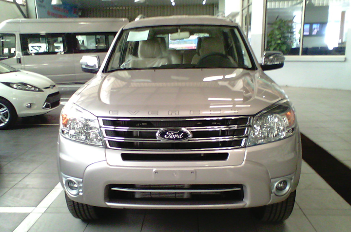 Thuê xe 7 chỗ Sài Gòn đi Nhơn Trạch